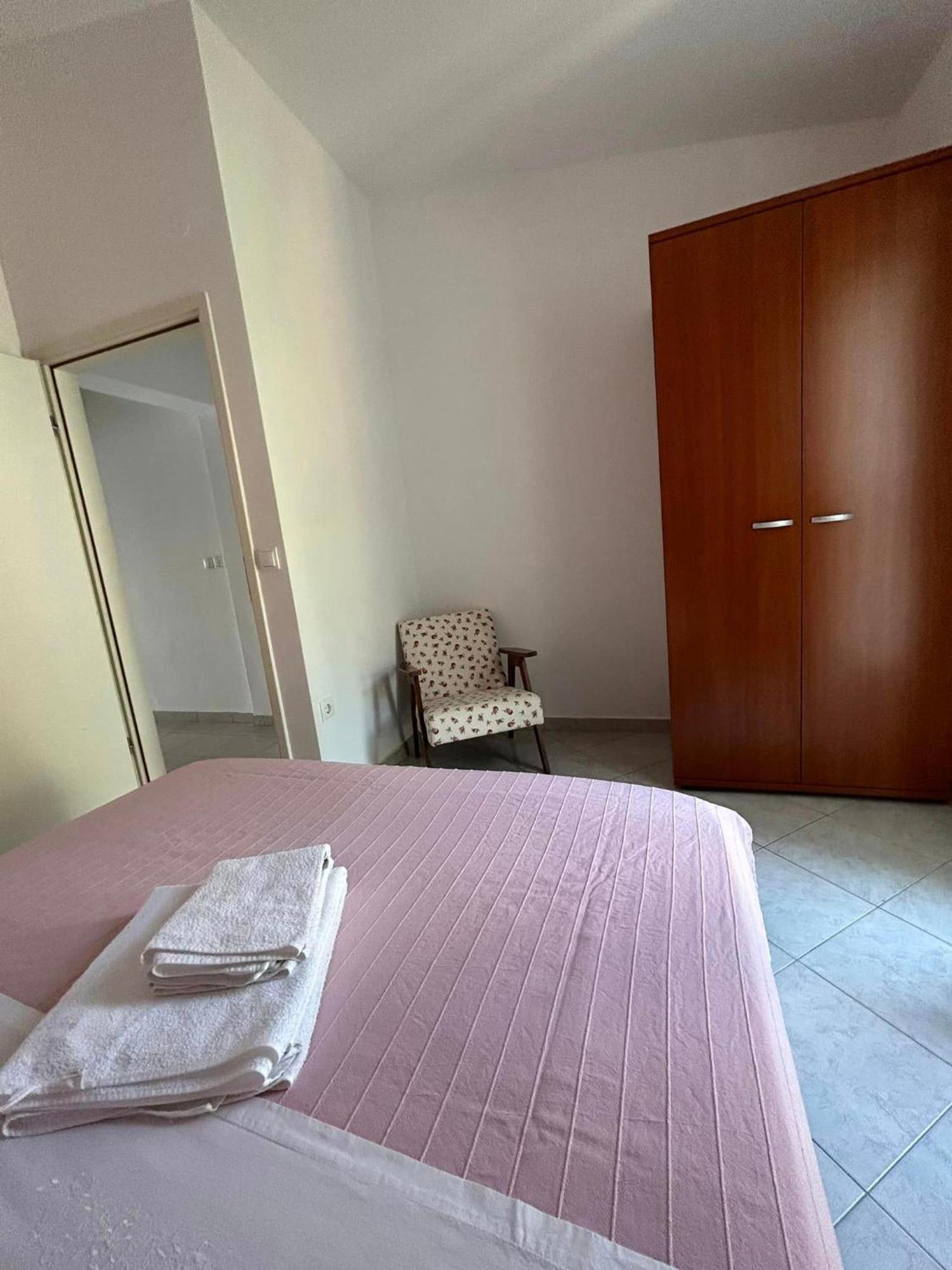 פודגורה Apartments File Five מראה חיצוני תמונה