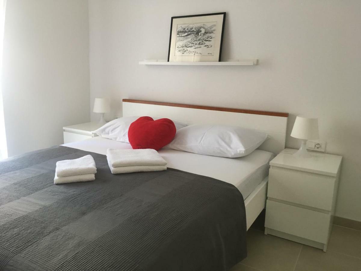 פודגורה Apartments File Five מראה חיצוני תמונה